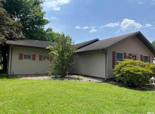 1224 W Harrison Rd, Murphysboro, IL 62966