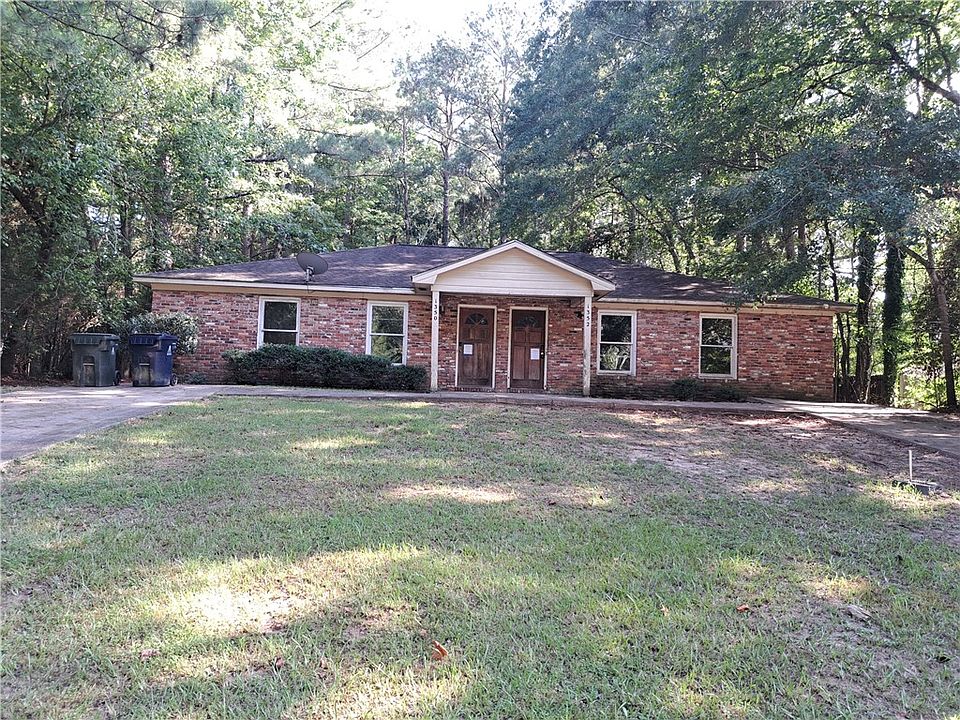 1st image of 1350/1352 Hampton Dr