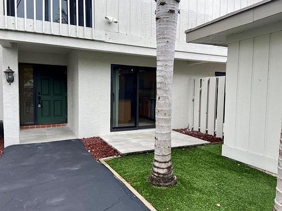 3rd image of 320 Deer Creek Wildwood Ln