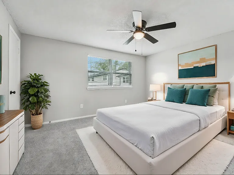 6009 Short St — Photo 10