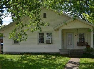 108 Beech St, Kuttawa, KY 42055