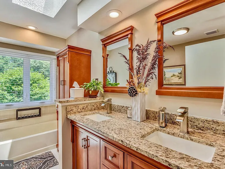 11627 Chapel Cross Way — Photo 21
