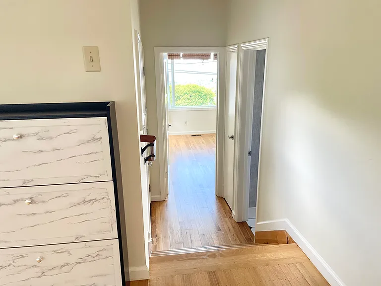 211 Cambridge Ave — Photo 15