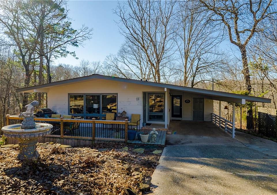 1st image of 11 Arnold Ln
