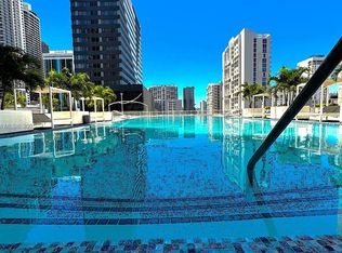 690 SW 1st Ct APT 1025, Miami, FL 33130
