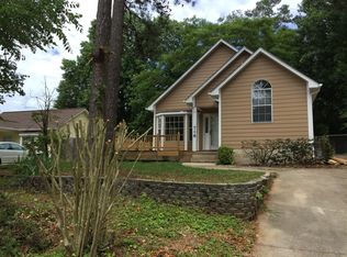 718 Banks St, Graham, NC 27253