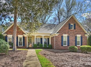 6031 Hickory Forest Dr, Charlotte, NC 28277