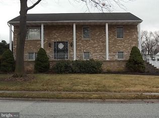 1940 Normandie Dr, York, PA 17408