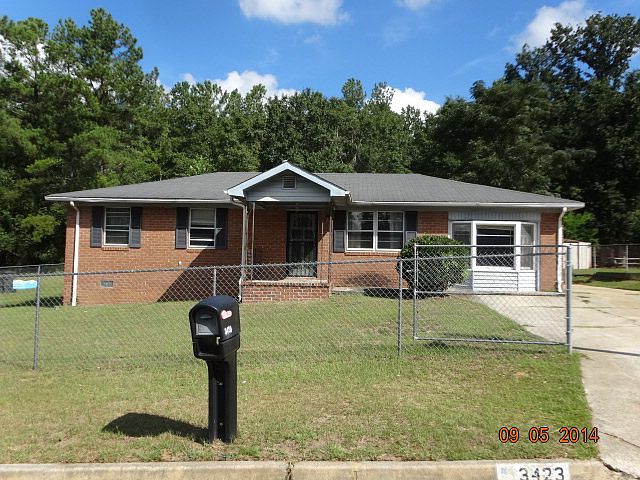 1st image of 3423 Kensington Dr N