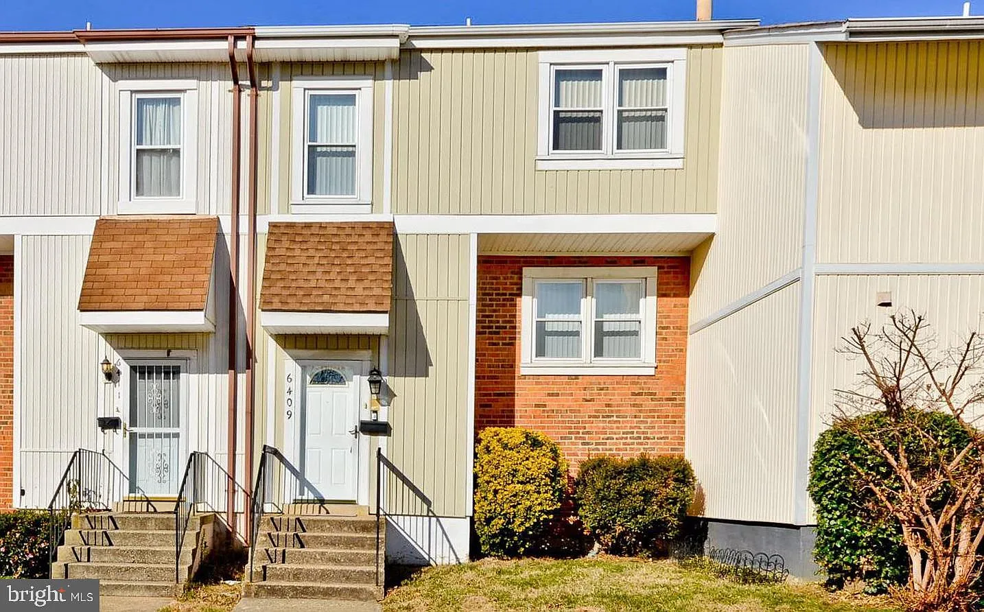 3 bed, 4.0 bath, 1364 sqft, $2,500 — Photo 1