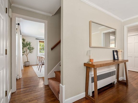 4th image of 123 Harding St