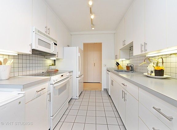2nd image of 1560 N Sandburg Ter APT 602J