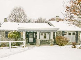 243 Talisman Ln, Natrona Heights, PA 15065