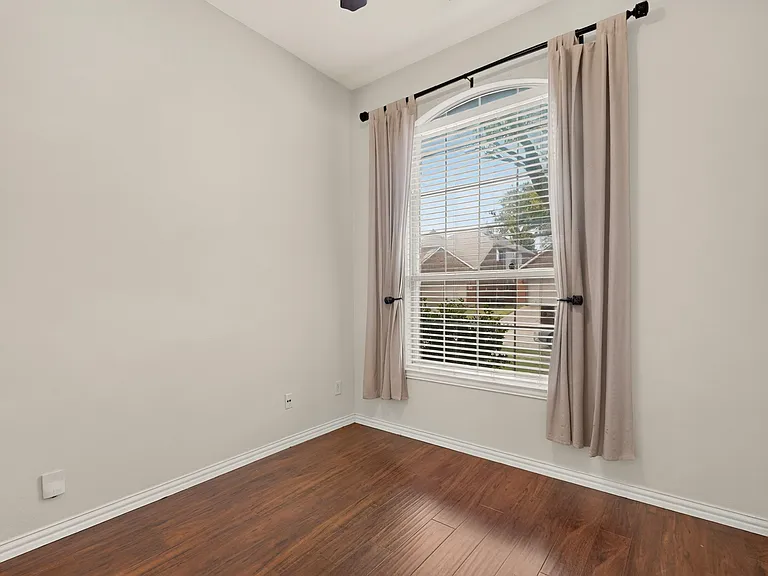 6808 Mason Dr — Photo 28