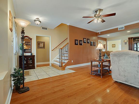 4th image of 3613 Corinne Ave
