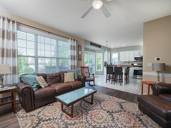 4th image of 4736 Chasemoor Dr