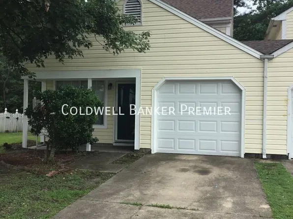 406 Cobblewood Arch, Chesapeake, VA 23320