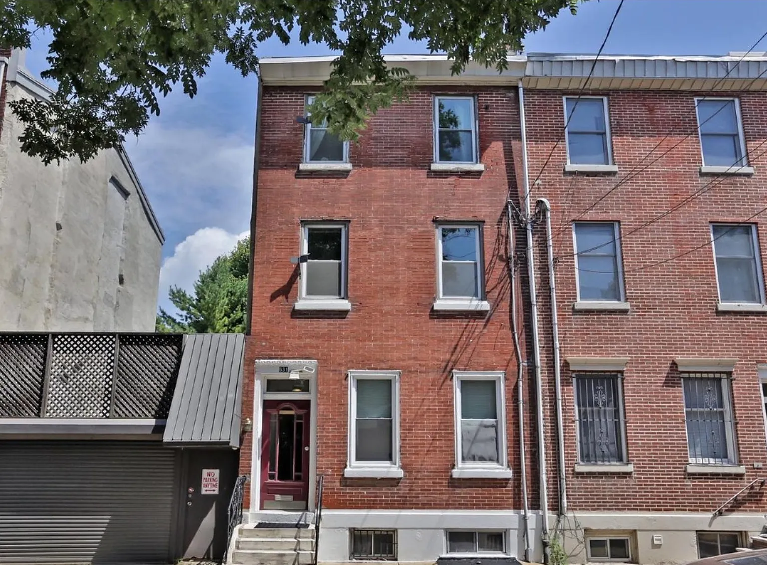2 bed, 950 sqft, $2,250 — Photo 1
