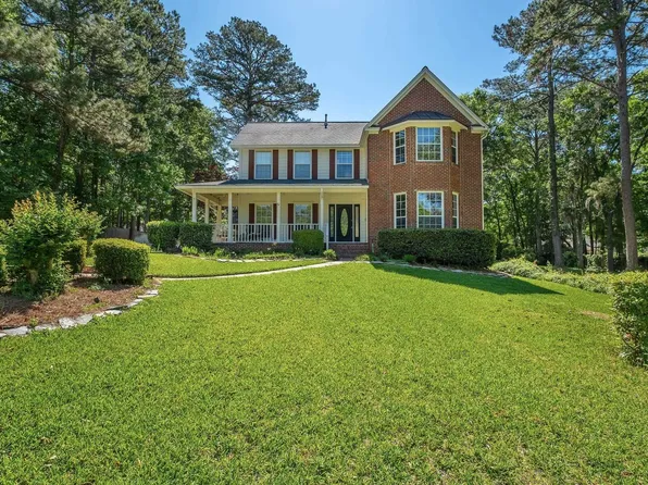 586 Meadow Ridge Dr, Tallahassee, FL 32312