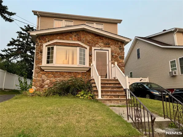 693 E 31st St, Paterson, NJ 07513
