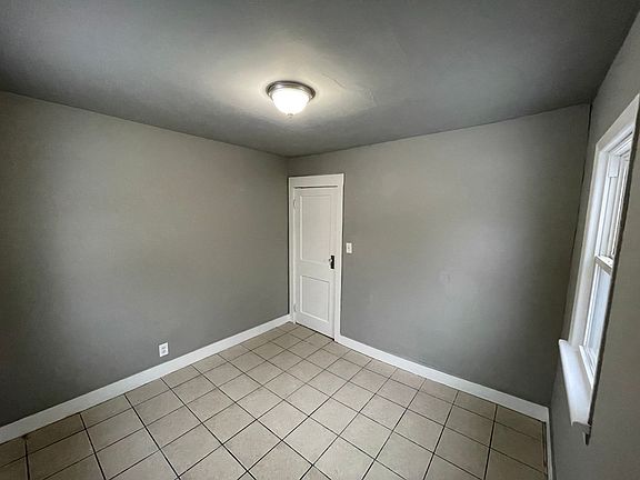 5th image of 5102 N 39th St #5102