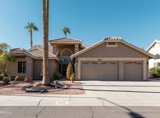 8928 W Kimberly Way, Peoria, AZ 85382