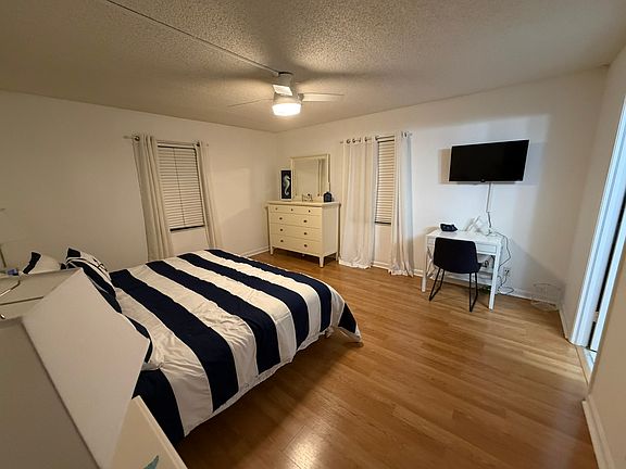 3rd image of 1280 Surf Rd APT 103