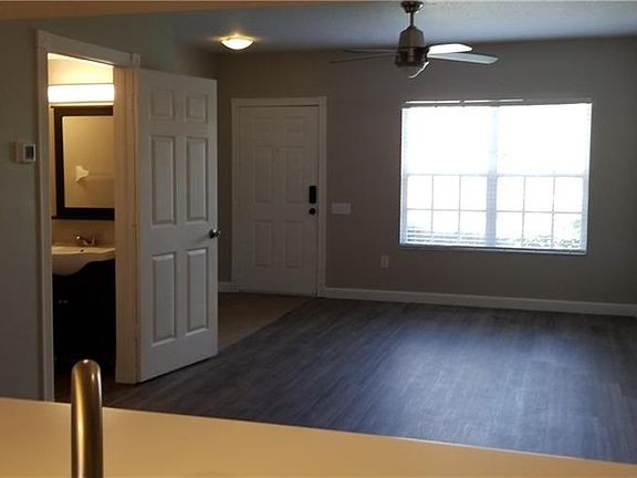3rd image of 12348 Berkeley Square Dr