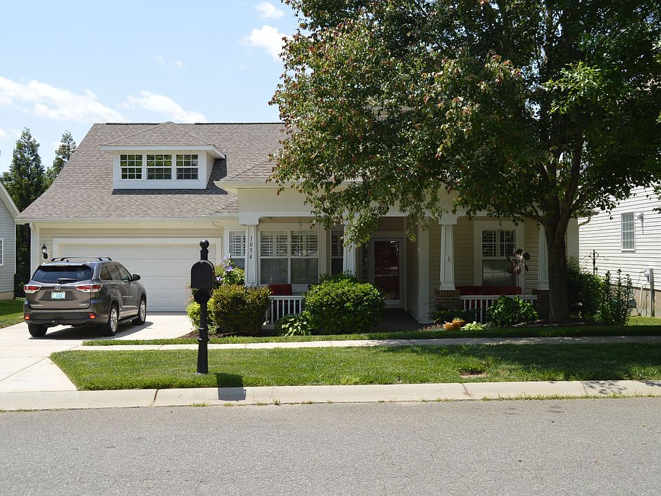 1st image of 1054 Feather Oak Ln