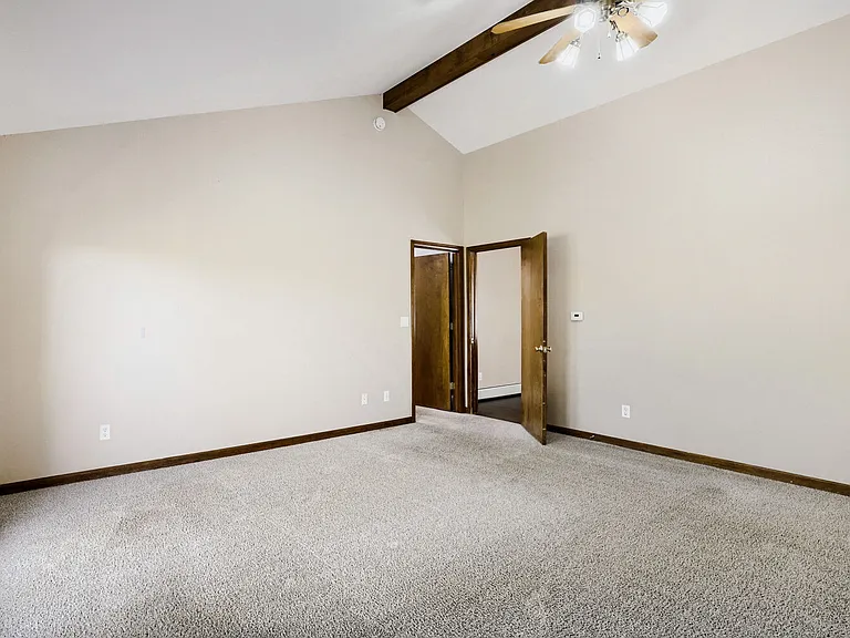 21648 Mountsfield Dr — Photo 6