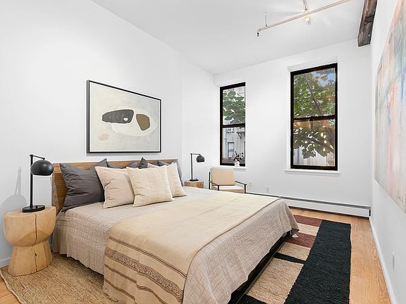 4th image of 164 Eldridge St Floor 2