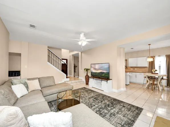 12334 Misty Laurel Dr, Houston, TX 77014