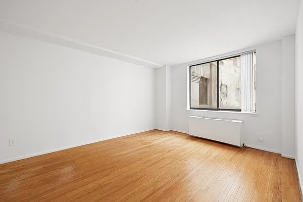 Rented by J PRESTON AND ASSOCIATES INC | media 20