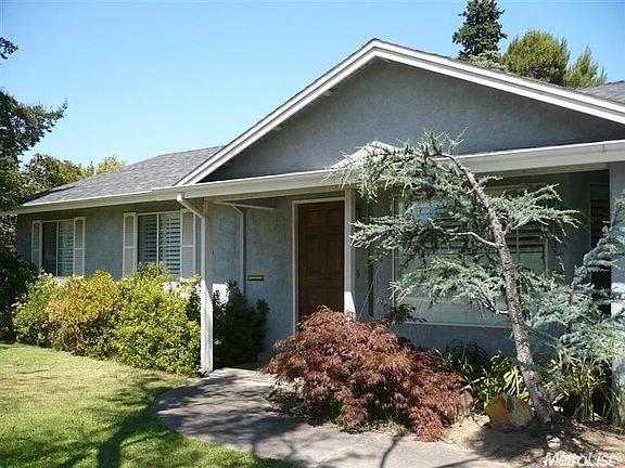 2nd image of 8526 N Solano Ave