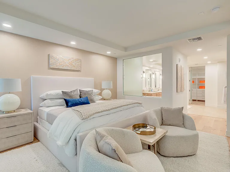 Sea View Villas — Photo 125