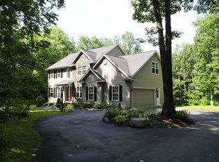 15 Cobble Hill Ct, Rock City Falls, NY 12863