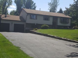 124 Town Farm Rd, Enfield, CT 06082