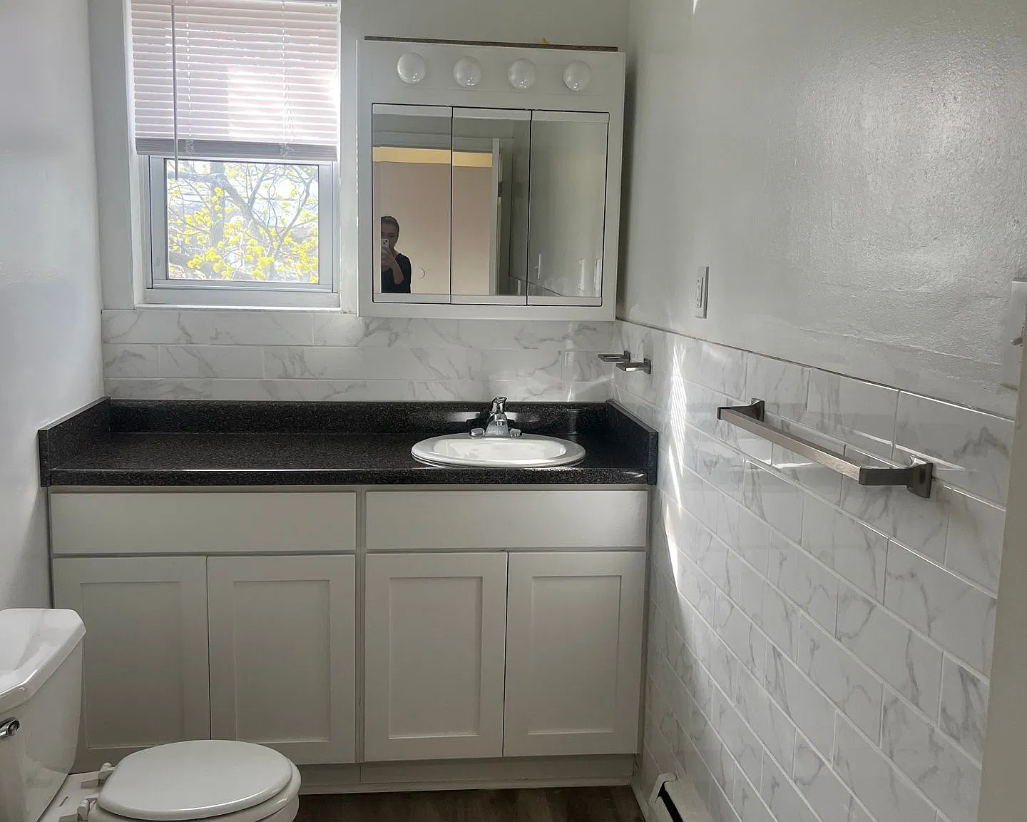 Colonial Point Apartments — Photo 3