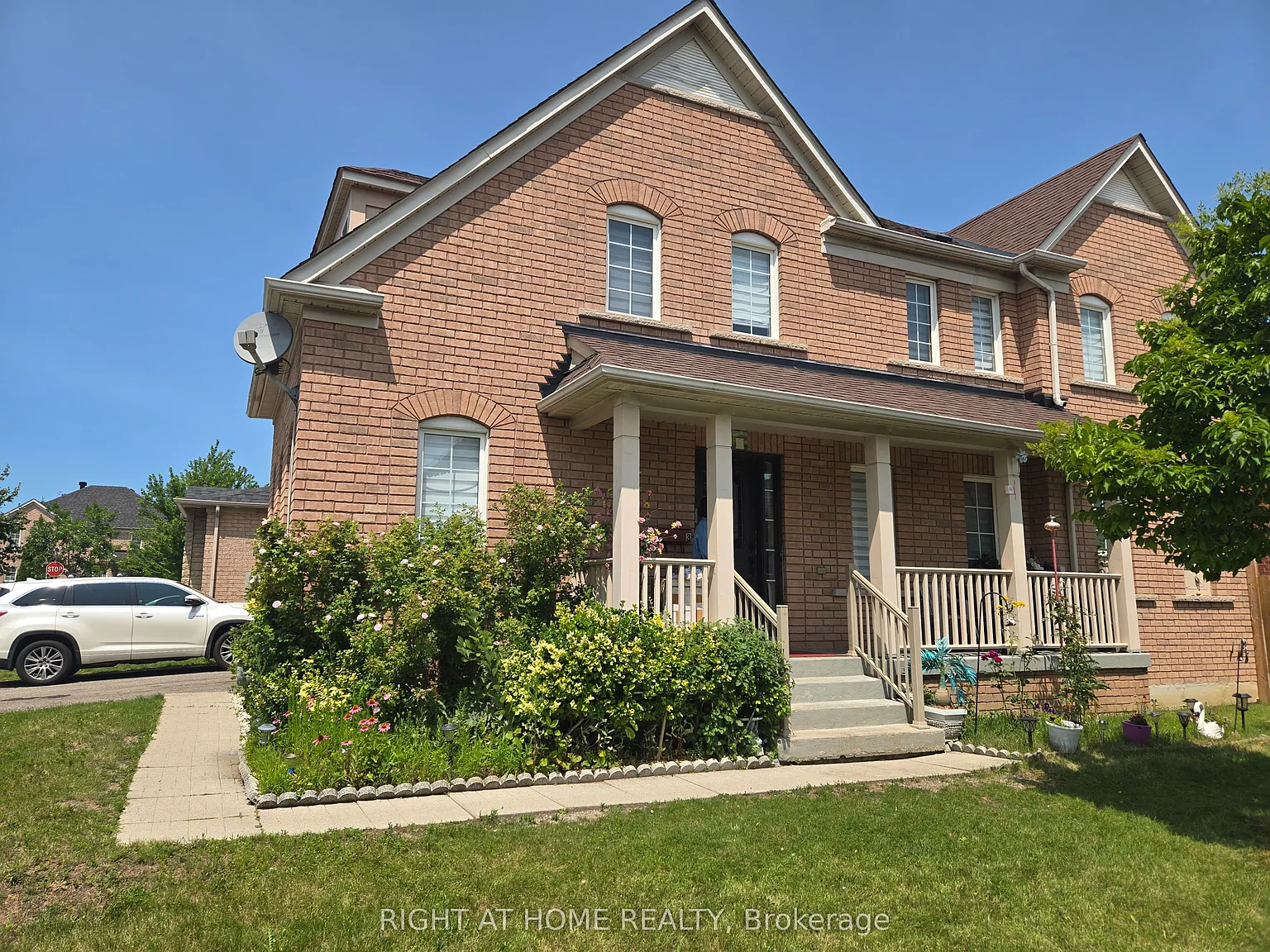 2 bed, $1,650 — Photo 1
