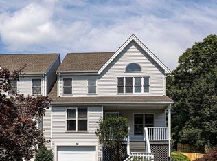 21 Midgley Ln, Worcester, MA 01604