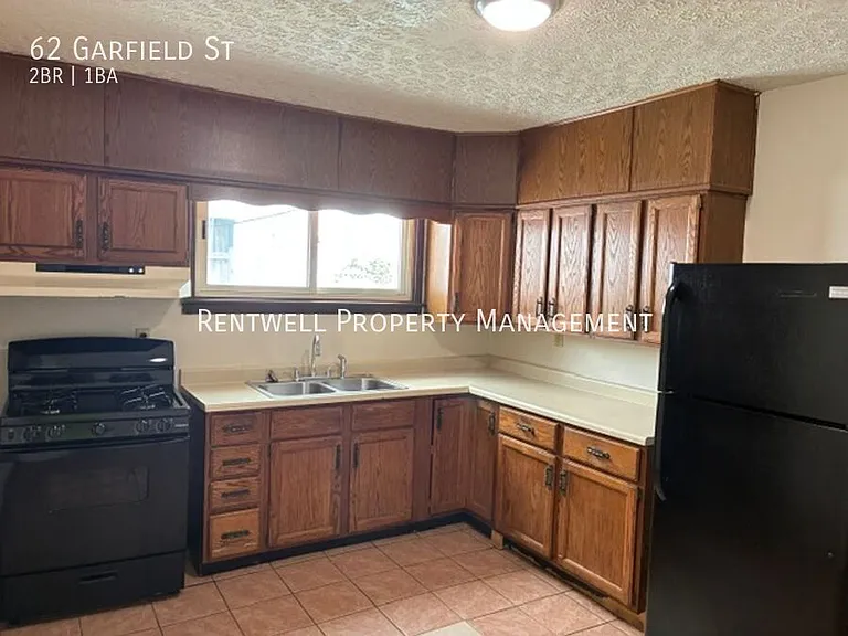 62 Garfield St — Photo 2
