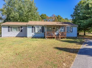 440 Hanover Rd, Baltic, CT 06330