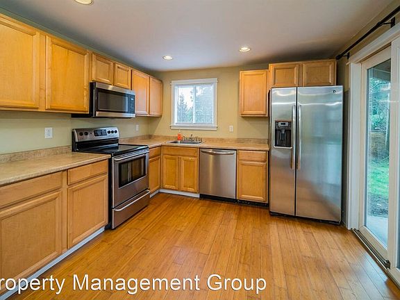 2nd image of 5324 129th Pl NE
