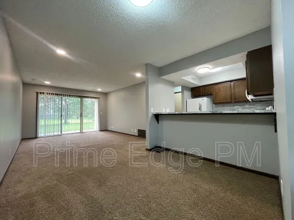 6235 Holdrege St, Lincoln, NE
