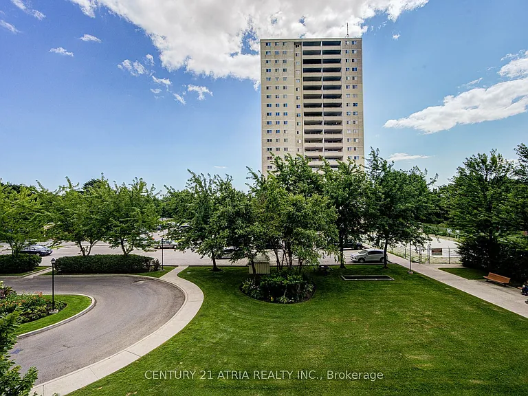 1360 York Mills Rd #303 — Photo 40
