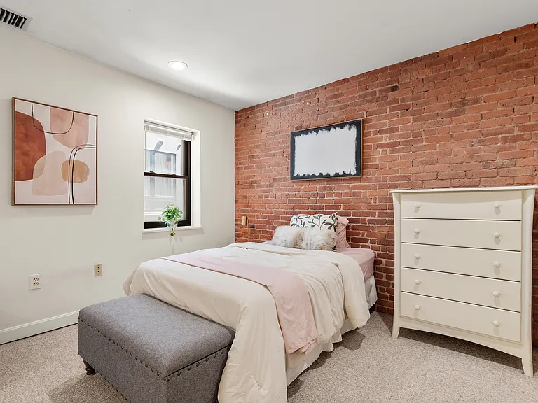 103 Gainsborough St #108 — Photo 9