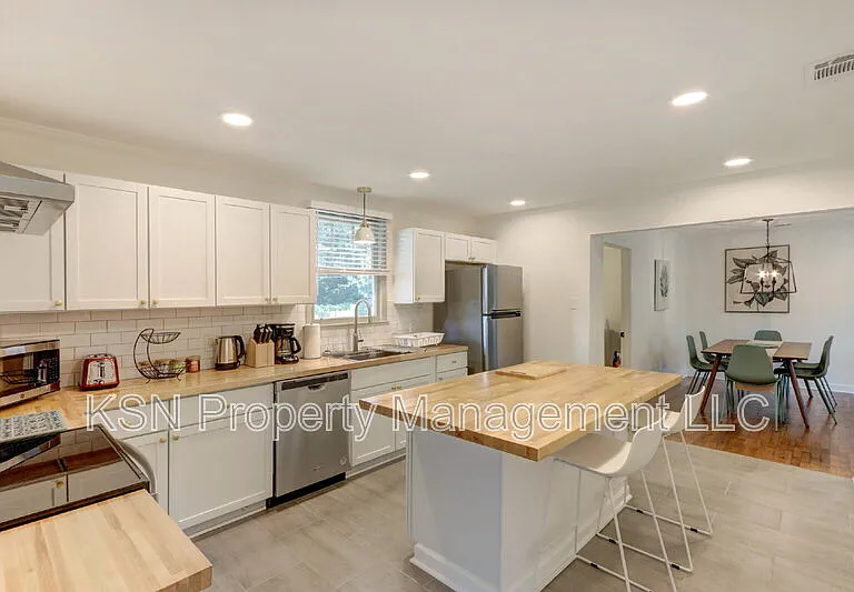 1804 Georgia Ave — Photo 8