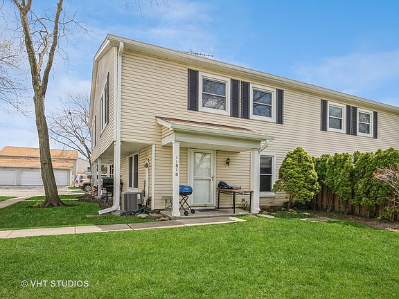 2nd image of 1181 E Barberry Ln #24D