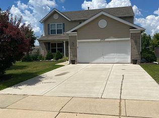 10927 Braemar Pkwy, Huntley, IL 60142