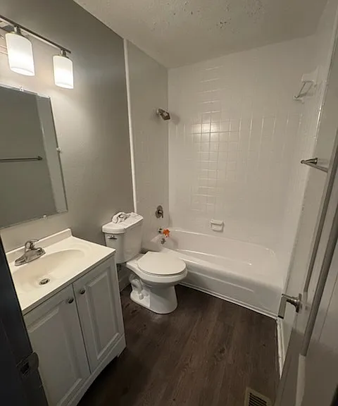 2133 W Gordon Ave #C — Photo 12